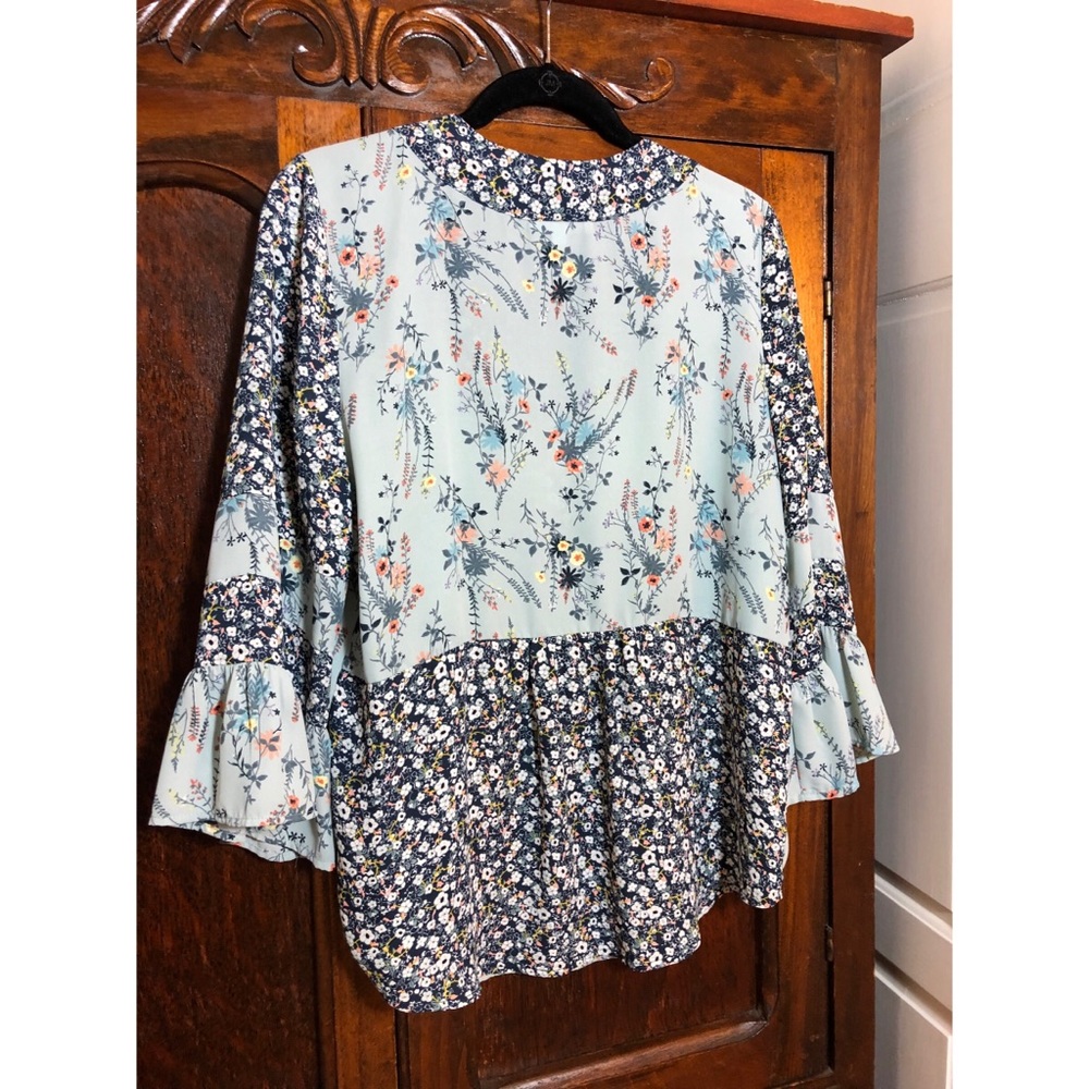 Pullover blouse - Picture 6 of 6